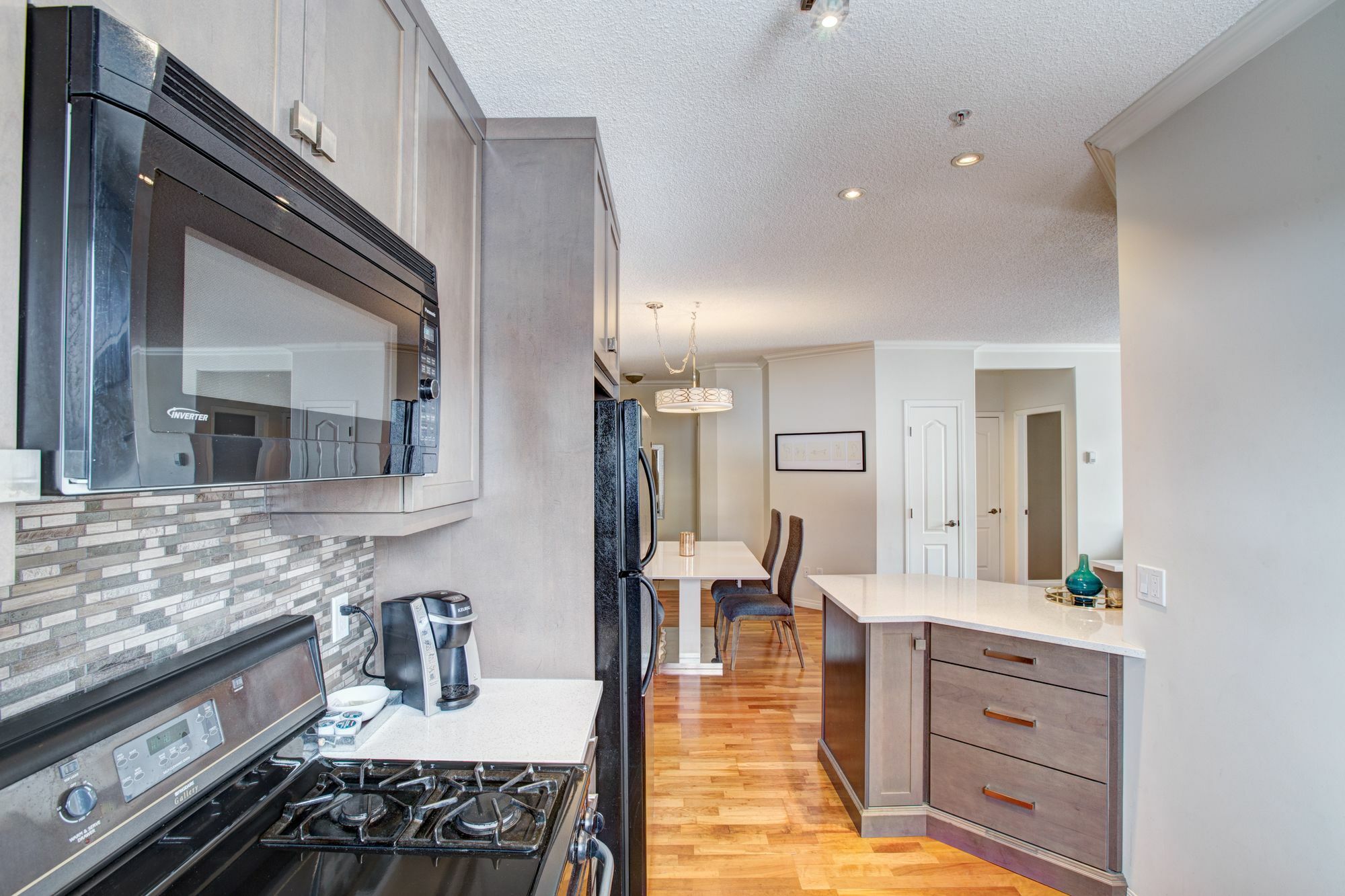 Suite Digs - Genesis YYC Exteriér fotografie