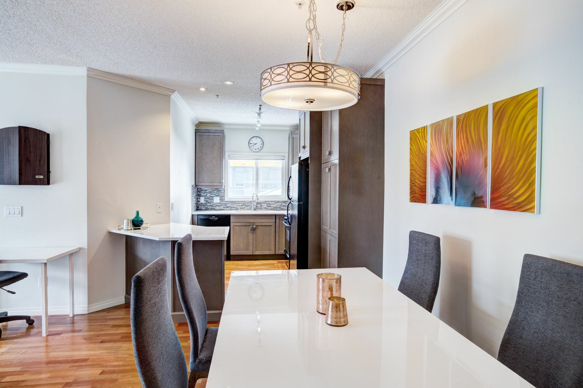 Suite Digs - Genesis YYC Exteriér fotografie